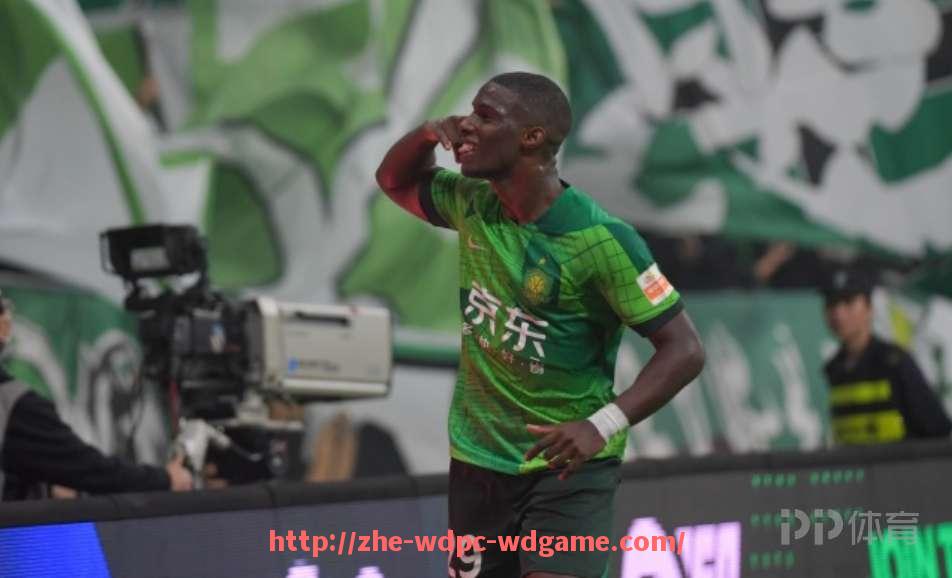 问鼎娱乐官方网站-1998年英超曼联队经典球衣回顾与收藏价值探讨